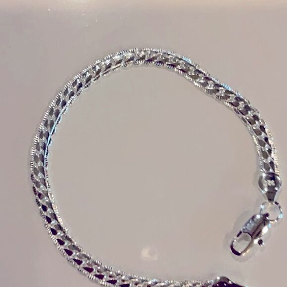 Silver Herringbone Bracelet NWT  - Picture 2 of 5